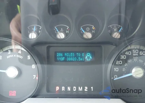 2012 Ford F-250 Xl z USA, uszkodzony, nr VIN 1FT7W2B68CEB66073